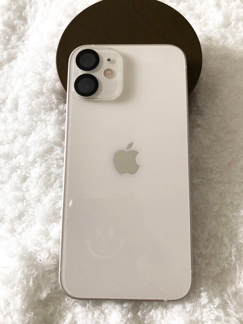 最大容量100％ iPhone12mini SIMフリー