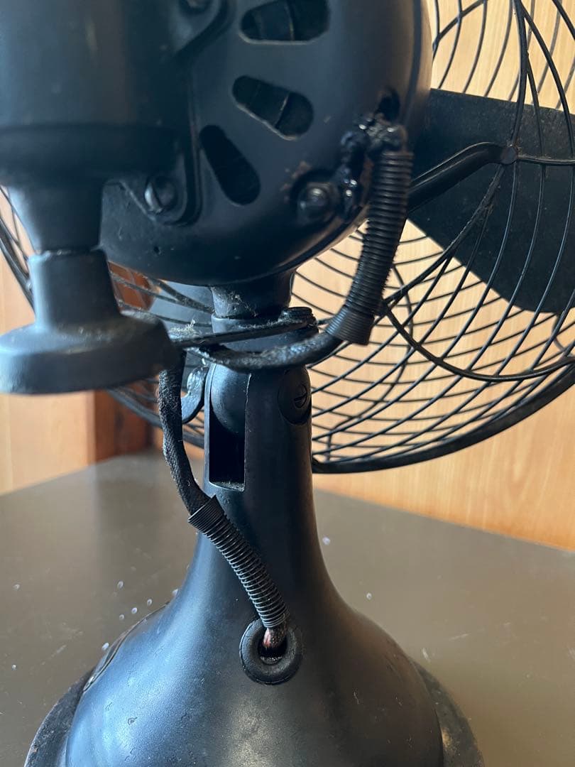 扇風機 芝浦製作所　昭和風　クラシック 黒　ヴィンテージ　レトロ