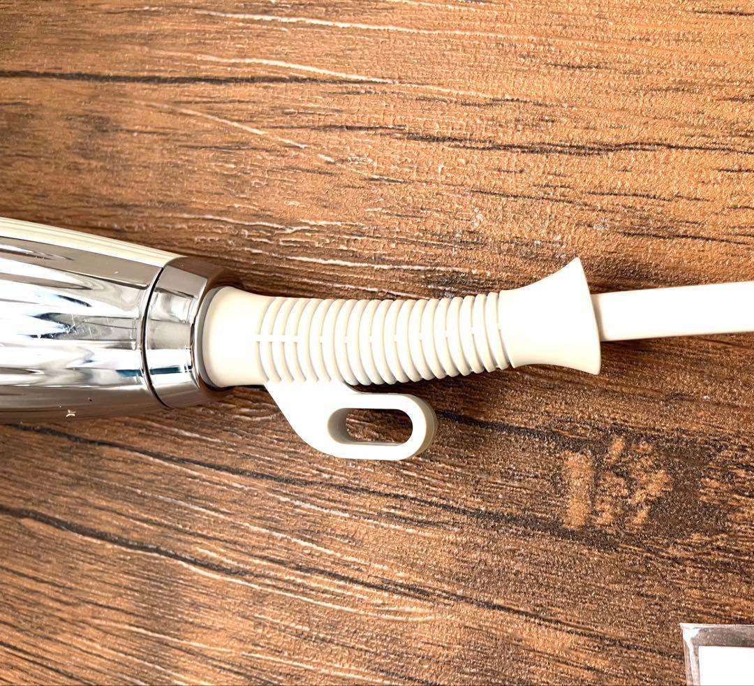 リファ　ビューティック　ドライヤー　大風量ホワイト　白 RE-AJ02A