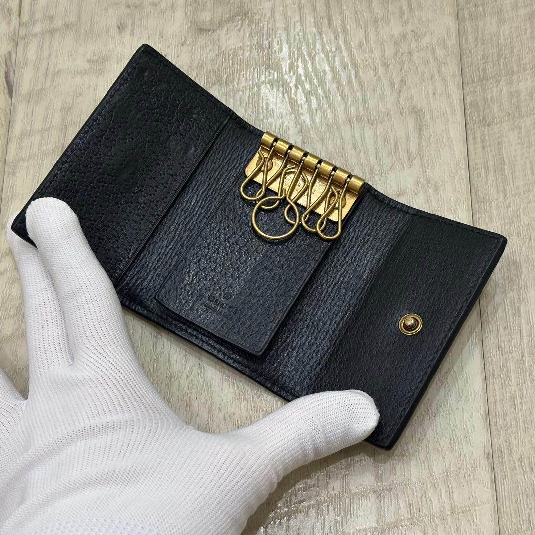 GUCCI アニマリエ 6連キーケース メタルビー レザー ブラック