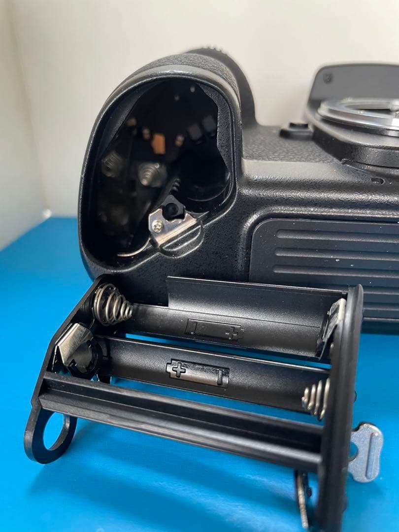 【動作品】Nikon F100 フィルム一眼レフカメラ ボディ