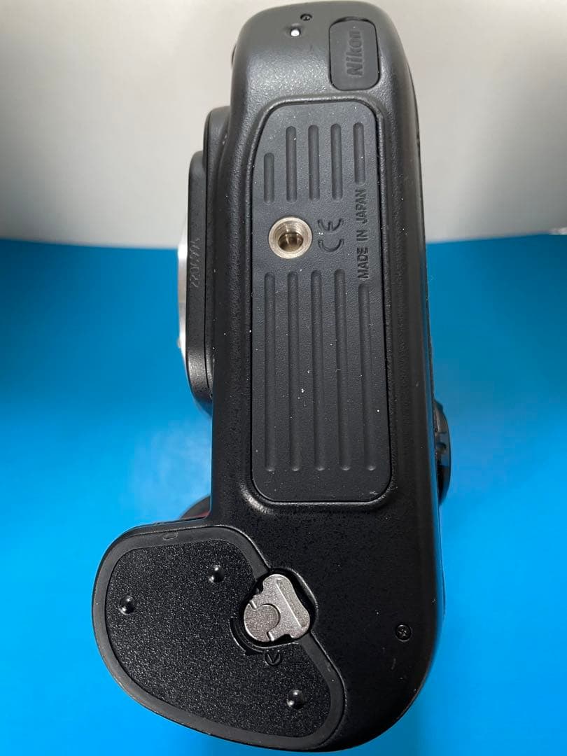 【動作品】Nikon F100 フィルム一眼レフカメラ ボディ