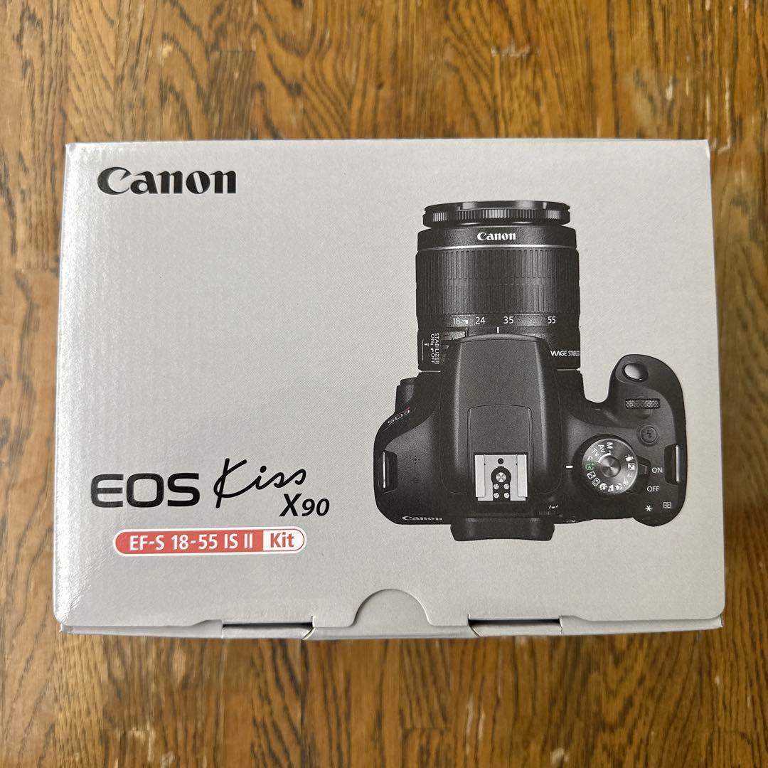 新品未使用キヤノンEOS Kiss X90 EF-S 18-55 IS SD２枚