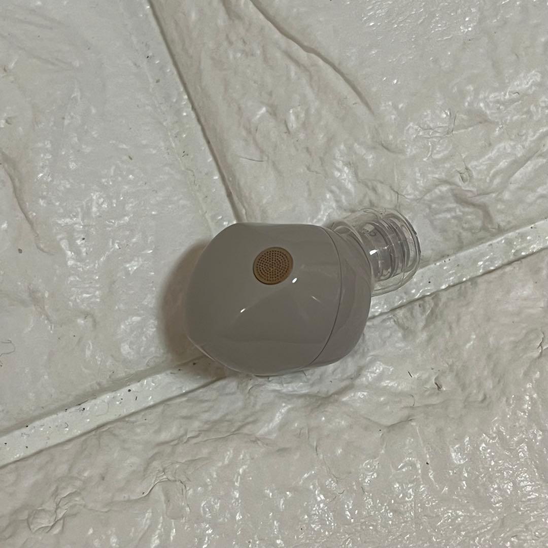 美品　SONY WF-1000XM5 プラチナシルバー　右R右耳　5.0.2