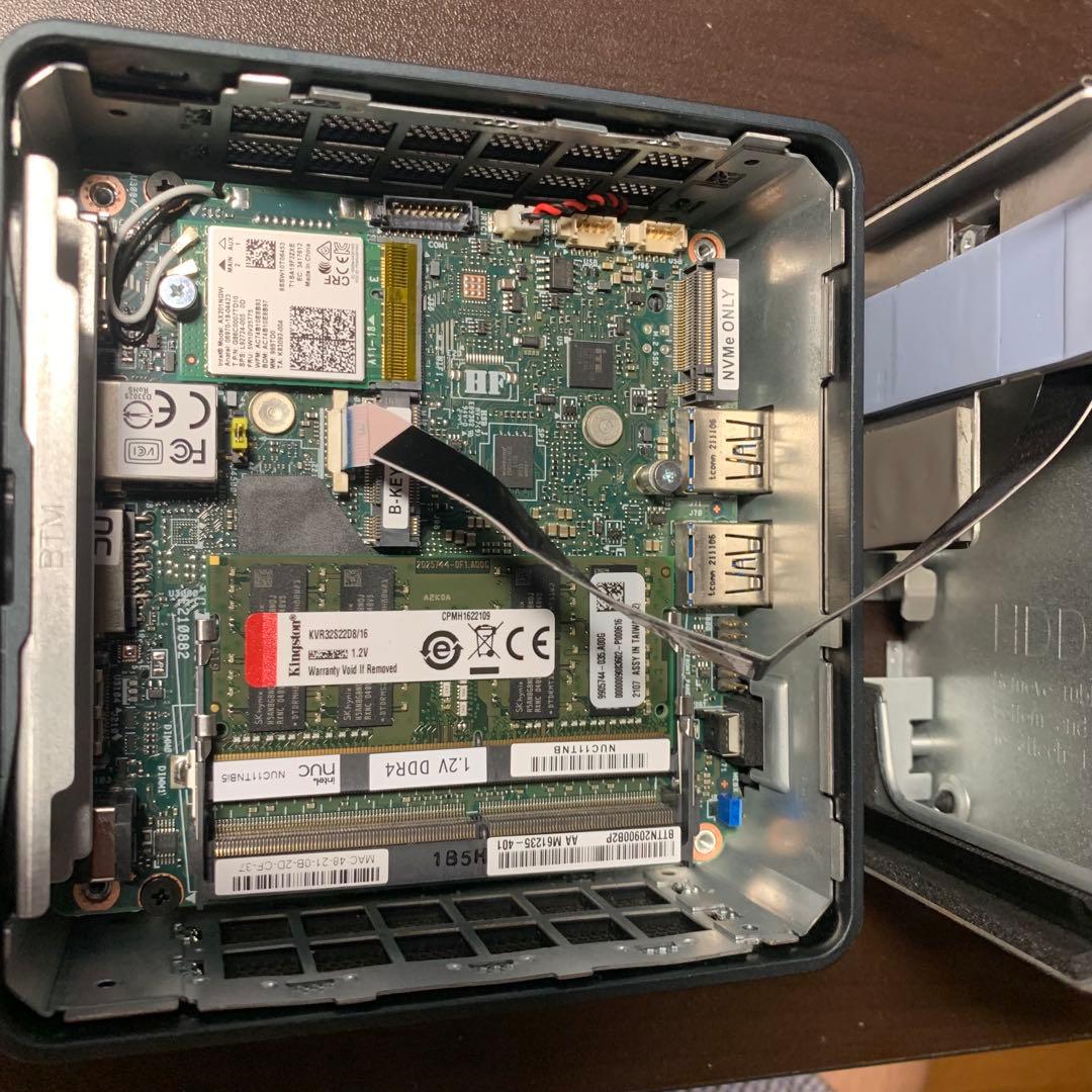 NUC11TNHi5OZ 本体のみ ジャンク品として出品