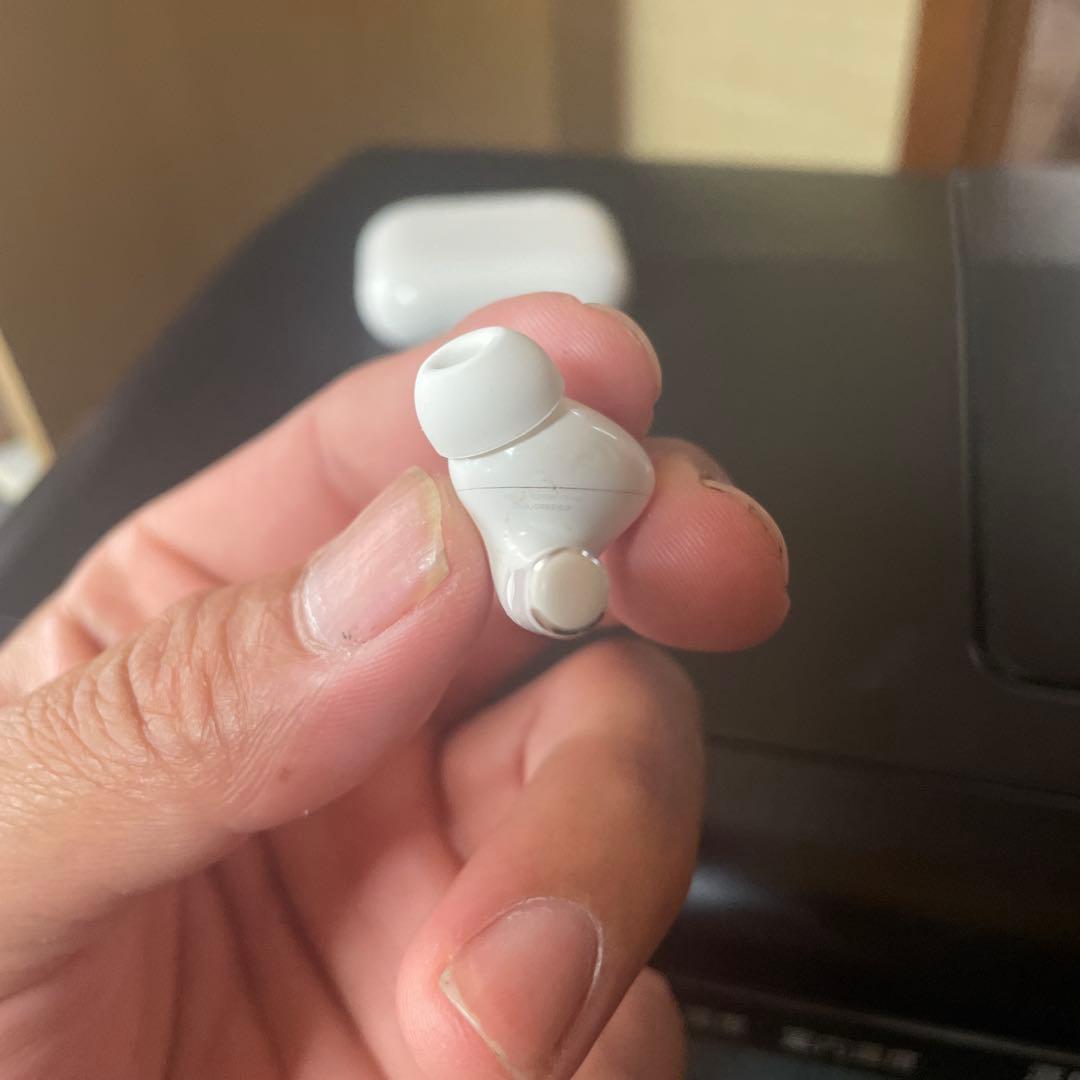 AirPods本体 右耳のみ