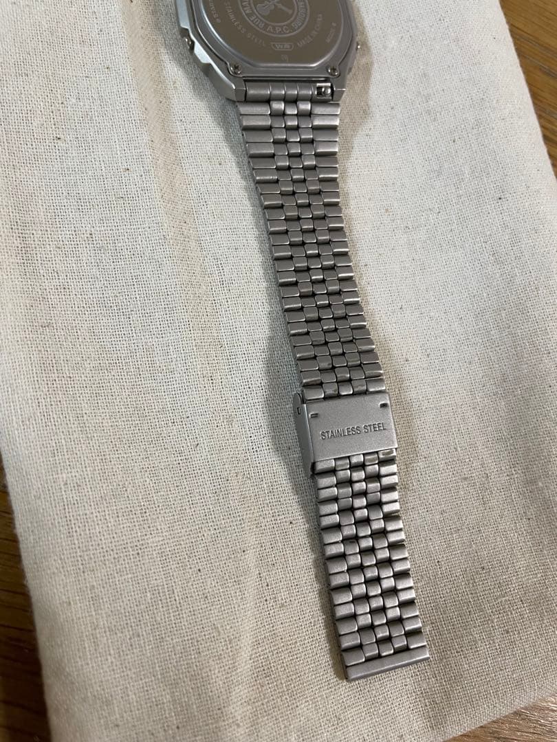 ア*リ様 レア‼️ 超美品‼️APC × CASIO A1000ACD-7JR