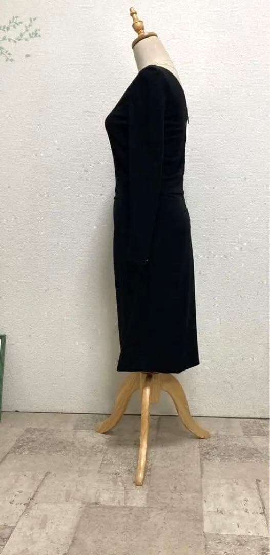 グッチ GUCCI ジャージーワンピ S ブラック パーティー 背中開き　ロゴ釦