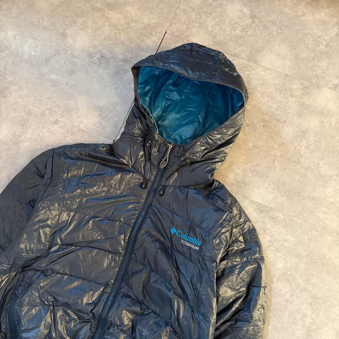 【大人気❗️】テック系！columbia マウンテンパーカー　ダウン　ネイビー　S