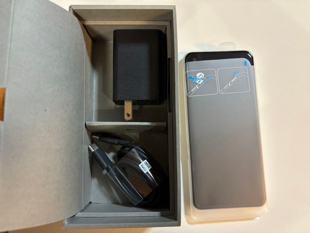 ASUS Zenfone ホワイト 本体