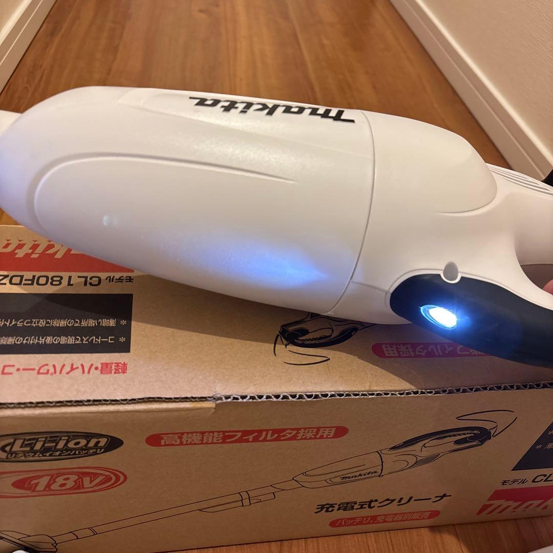 Makita 充電式掃除機 CL180FDZW バッテリー、付属品セット