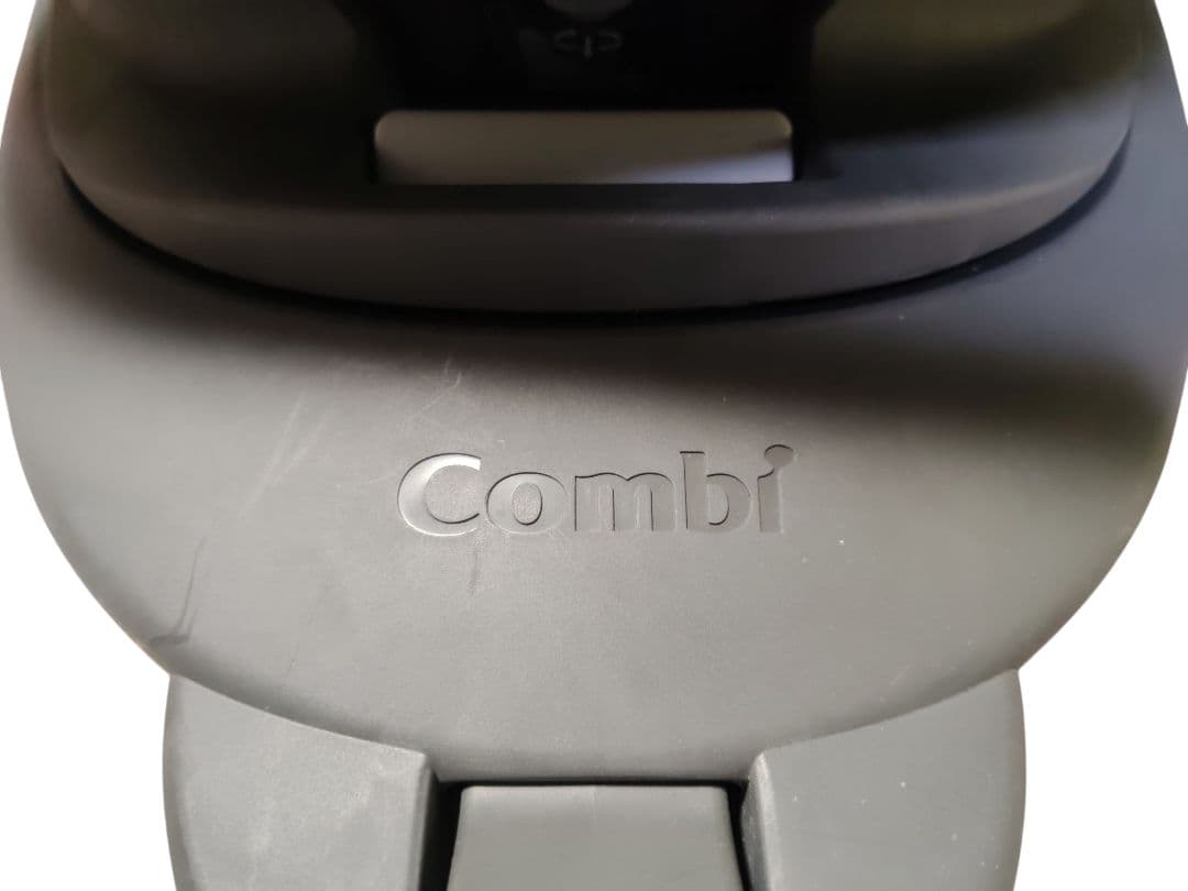 【超美品】コンビ THE S ISOFIX エッグショック ZA-670 最高級