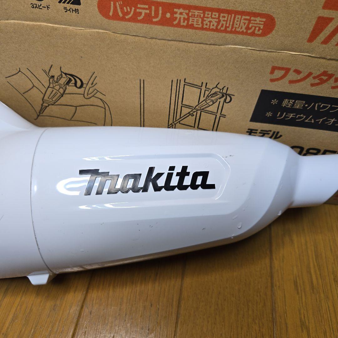 マキタ CL108FD 充電式クリーナー 掃除機 サイクロンアタッチメント付き