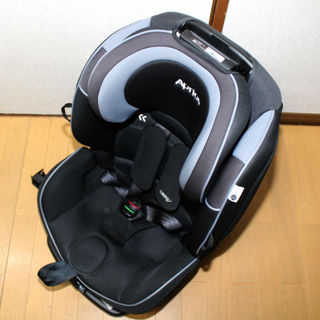 美品 Aprica formfit チャイルド＆ジュニアシート ISOFIX対応