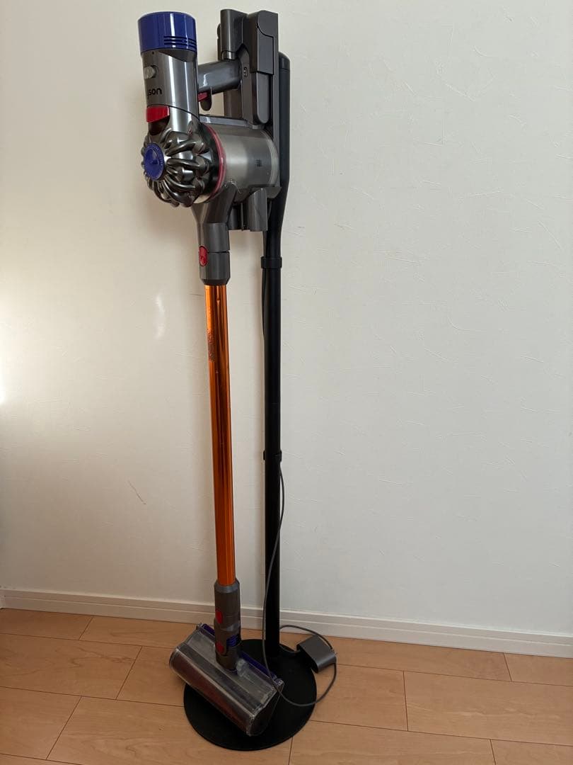 Dyson ダイソン Cyclone V10 SV12 収納台付
