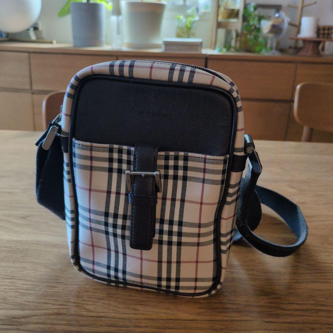 Burberry チェック柄ショルダーバッグ