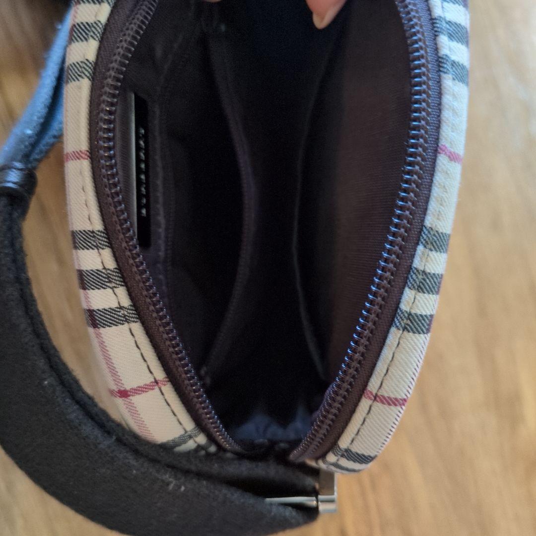 Burberry チェック柄ショルダーバッグ