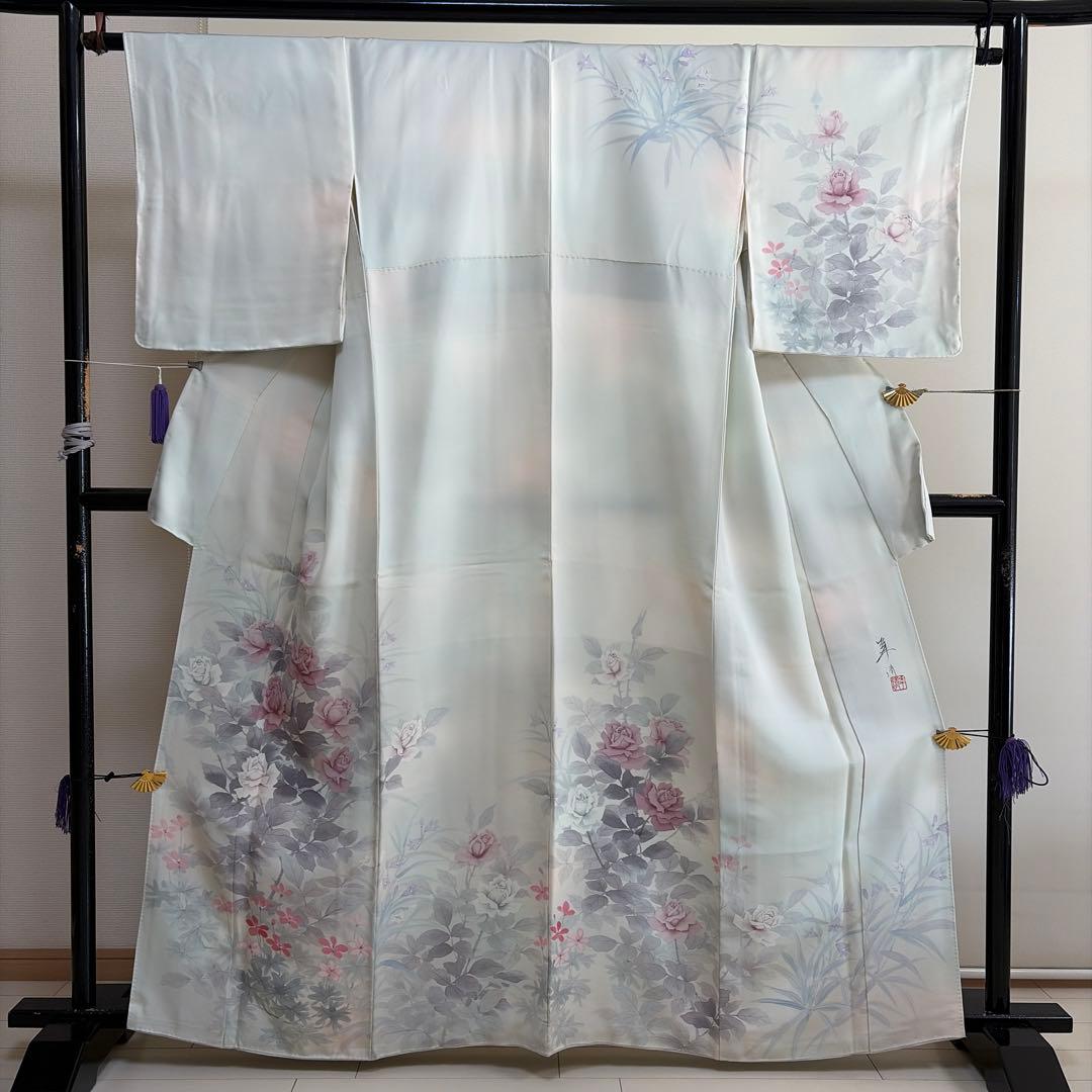 ■E5803■未使用品■正絹縮緬■落款　藍白色　薔薇柄　袷訪問着■160/66