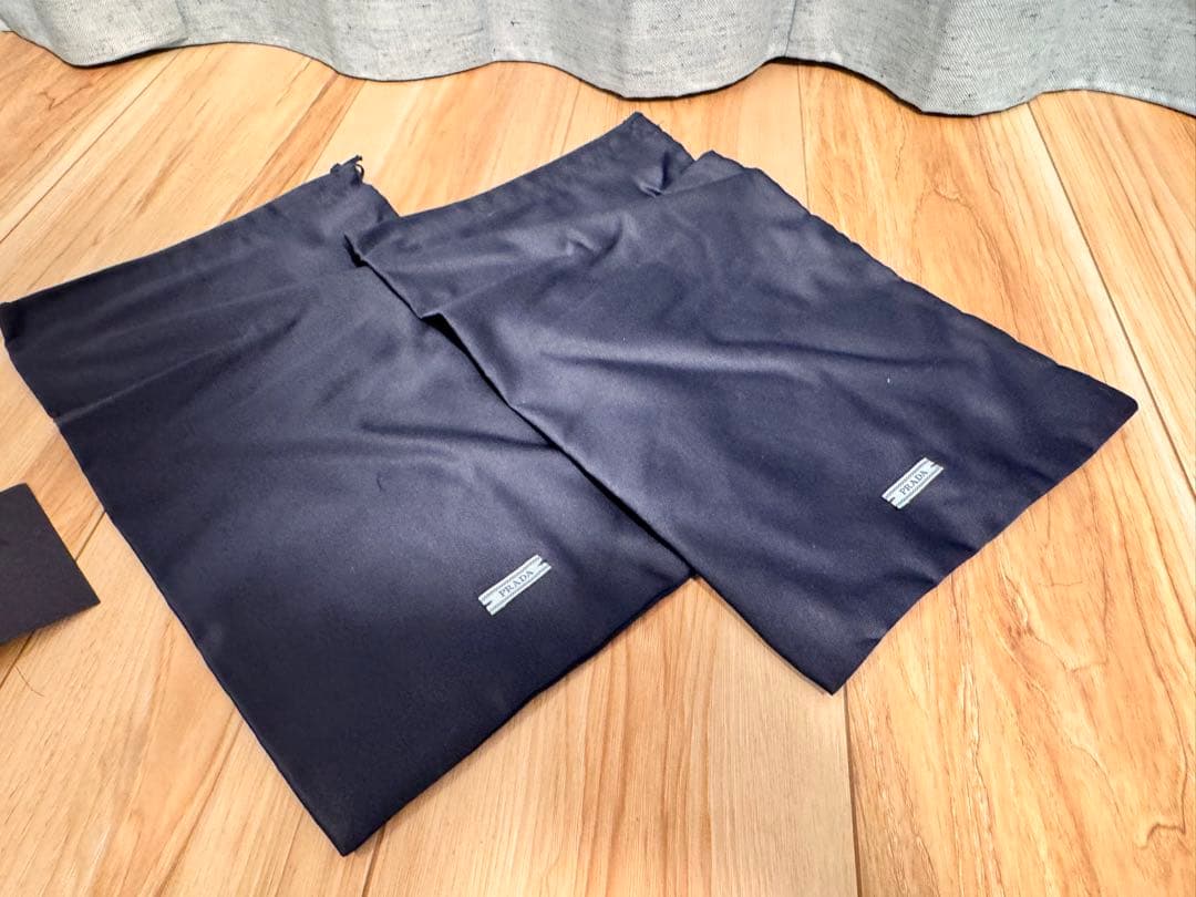 「ゆーり専用」プラダ モノリス ブラッシュドレザー ローファー