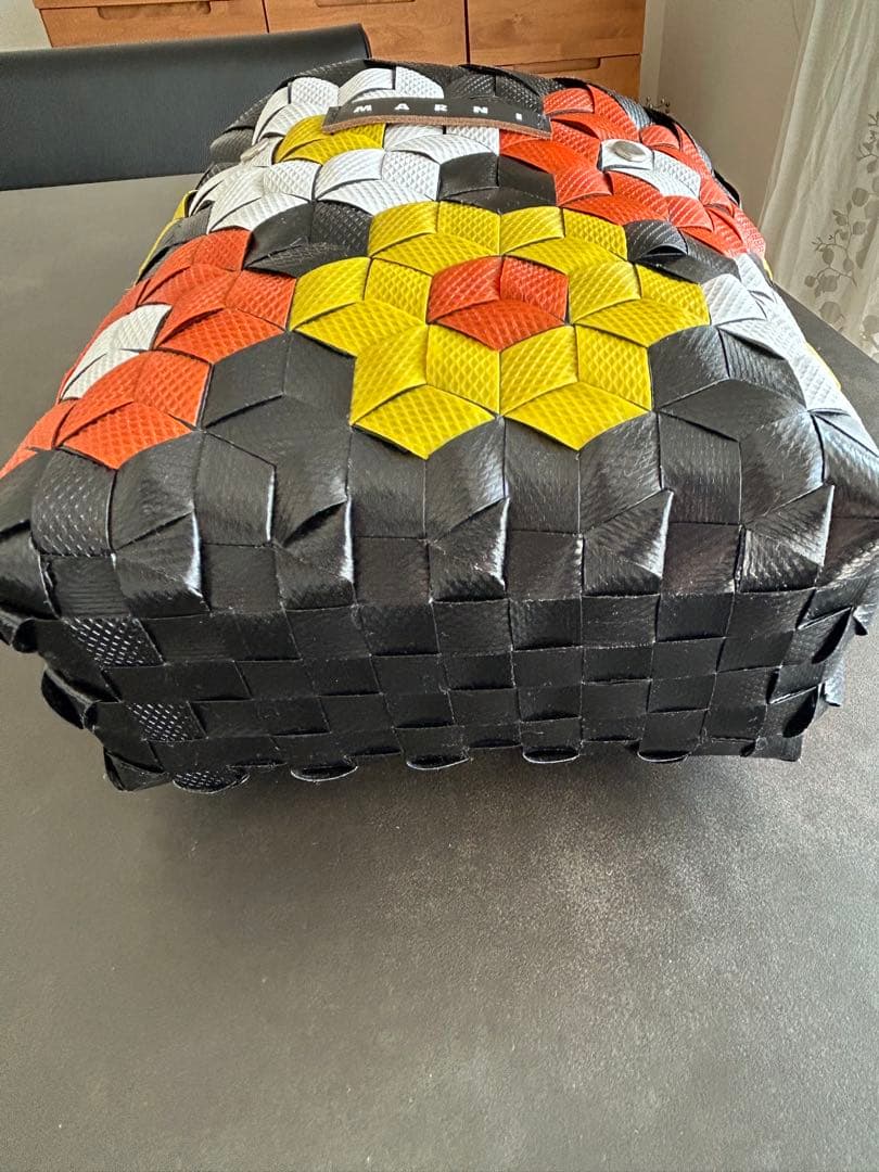 新品　marni カゴバッグ