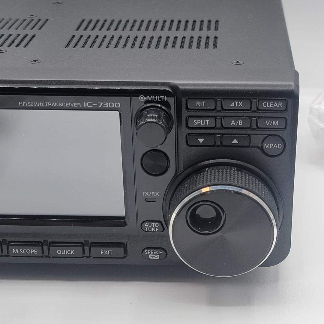 ICOM IC-7300 HF/50MHzトランシーバー