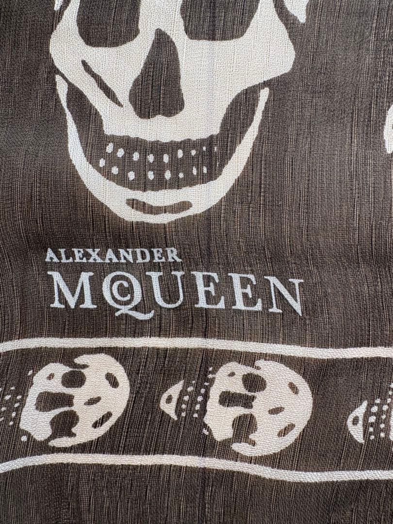 【美品】ALEXANDER McQUEEN スカル 大判スカーフ シルク100%