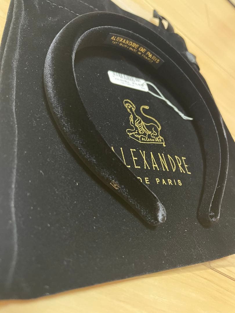 【新品未使用】アレクサンドルドゥパリ　ベロアワイドヘッドバンド　ブラック