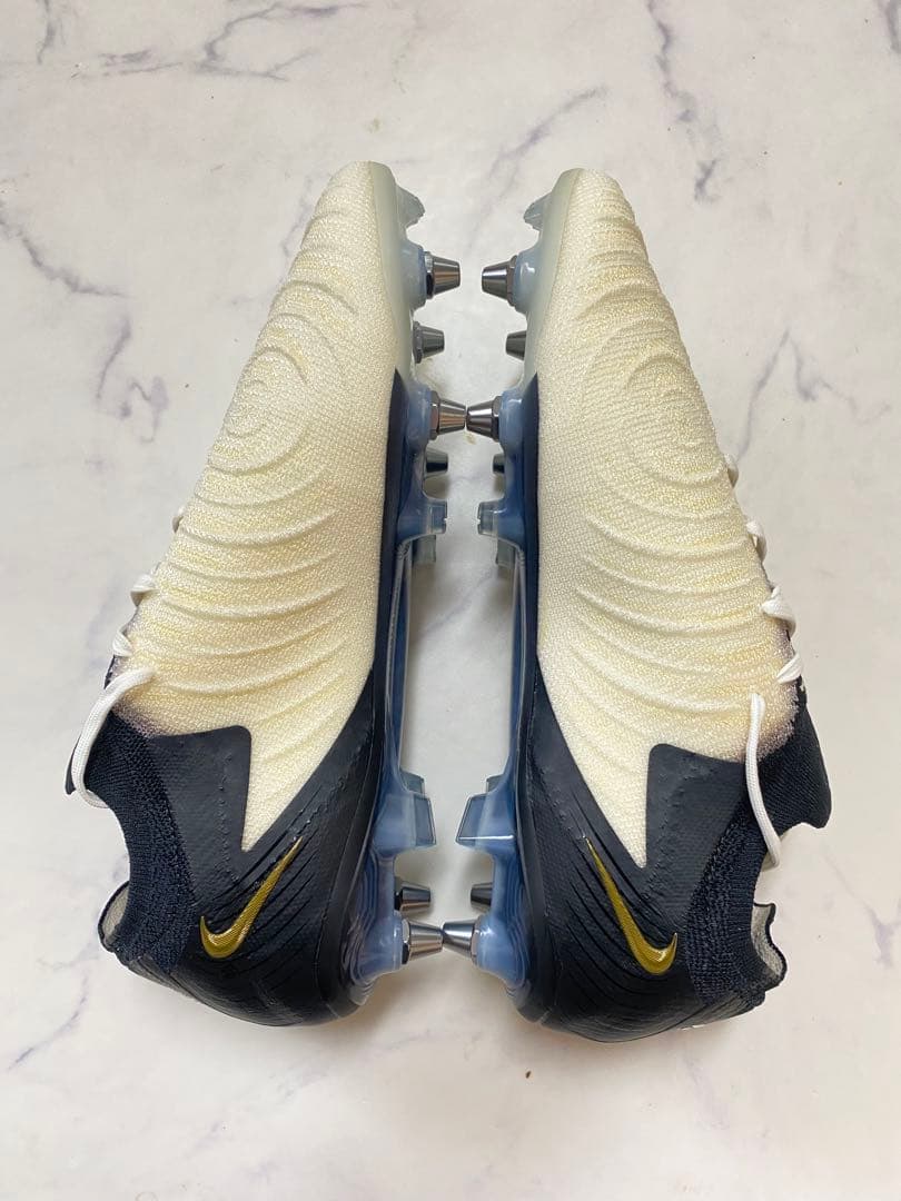 Nike サッカーシューズ