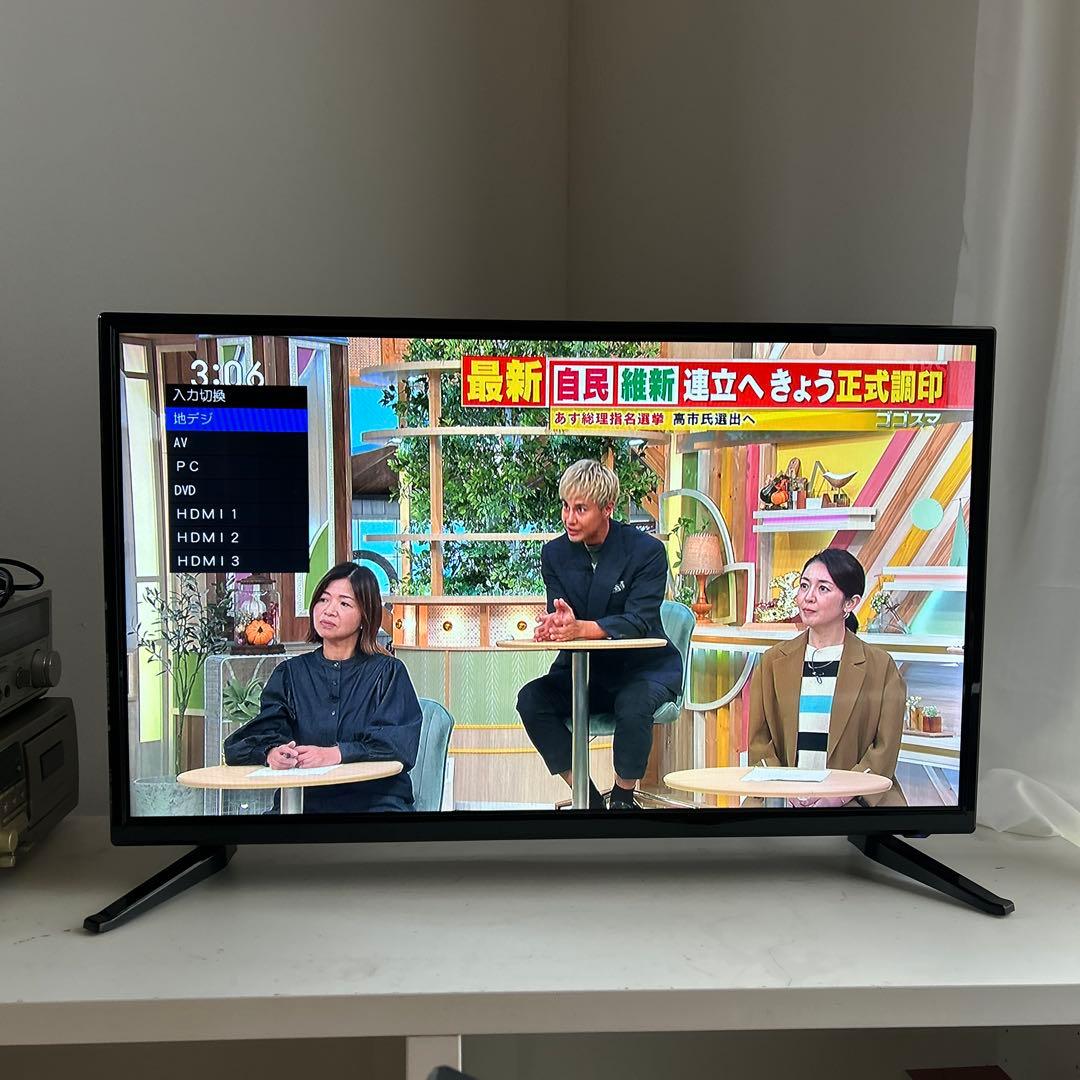 32型DVD再生機能付 Model D32TV液晶テレビ リモコン付き　21年製