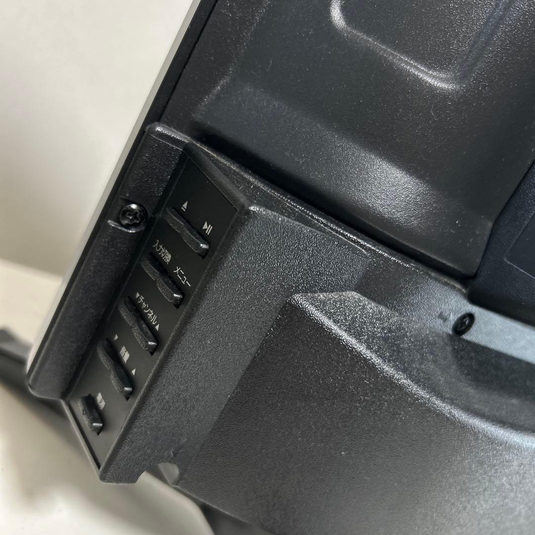 32型DVD再生機能付 Model D32TV液晶テレビ リモコン付き　21年製