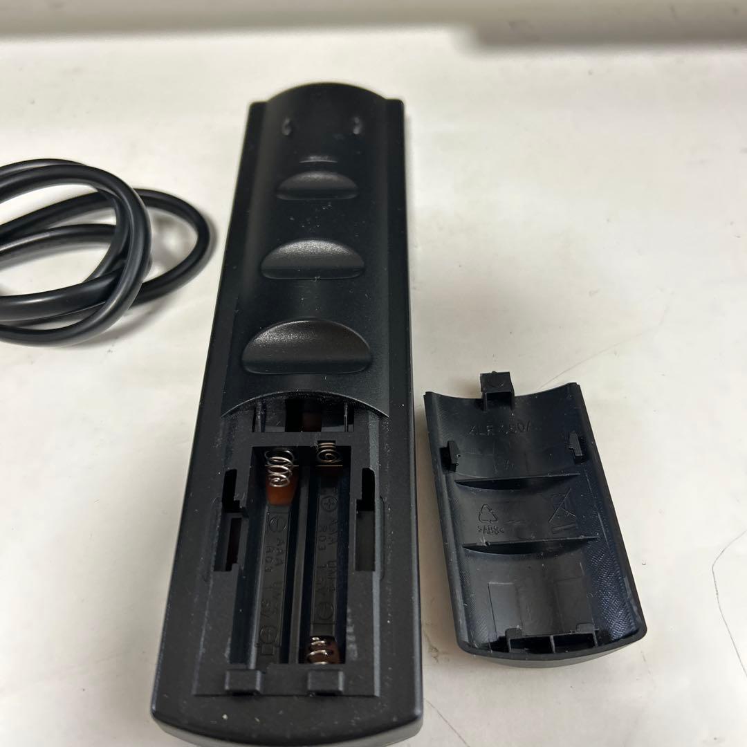 32型DVD再生機能付 Model D32TV液晶テレビ リモコン付き　21年製