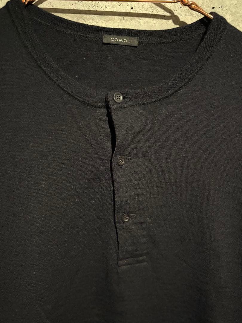 美品　COMOLI コモリ ウールヘンリーネックニット 黒L