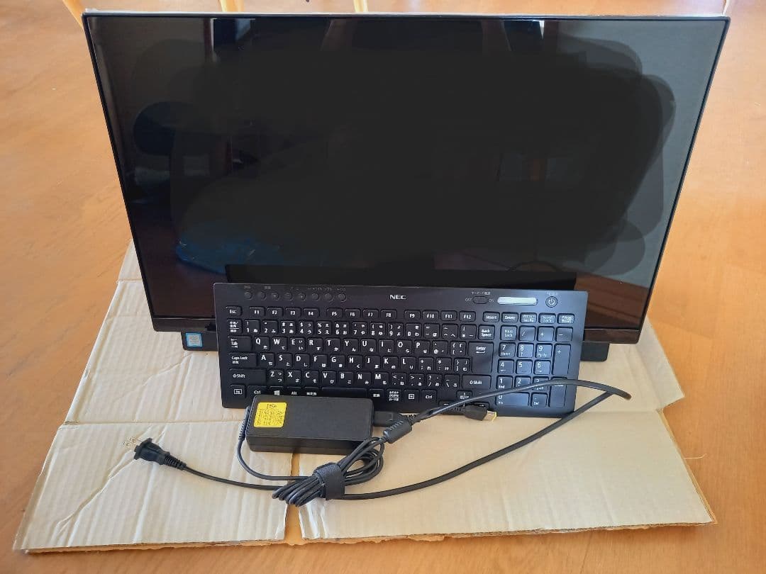 LAVIE DA770/M 　一体型PC 　HDDなしのジャンク扱い