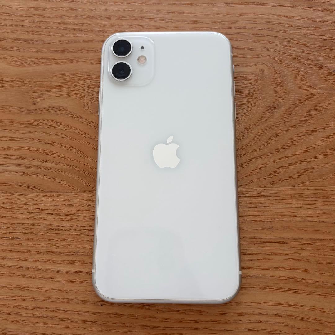 Apple iPhone11 本体 SIMフリー ෆ̈ ホワイト 128GB