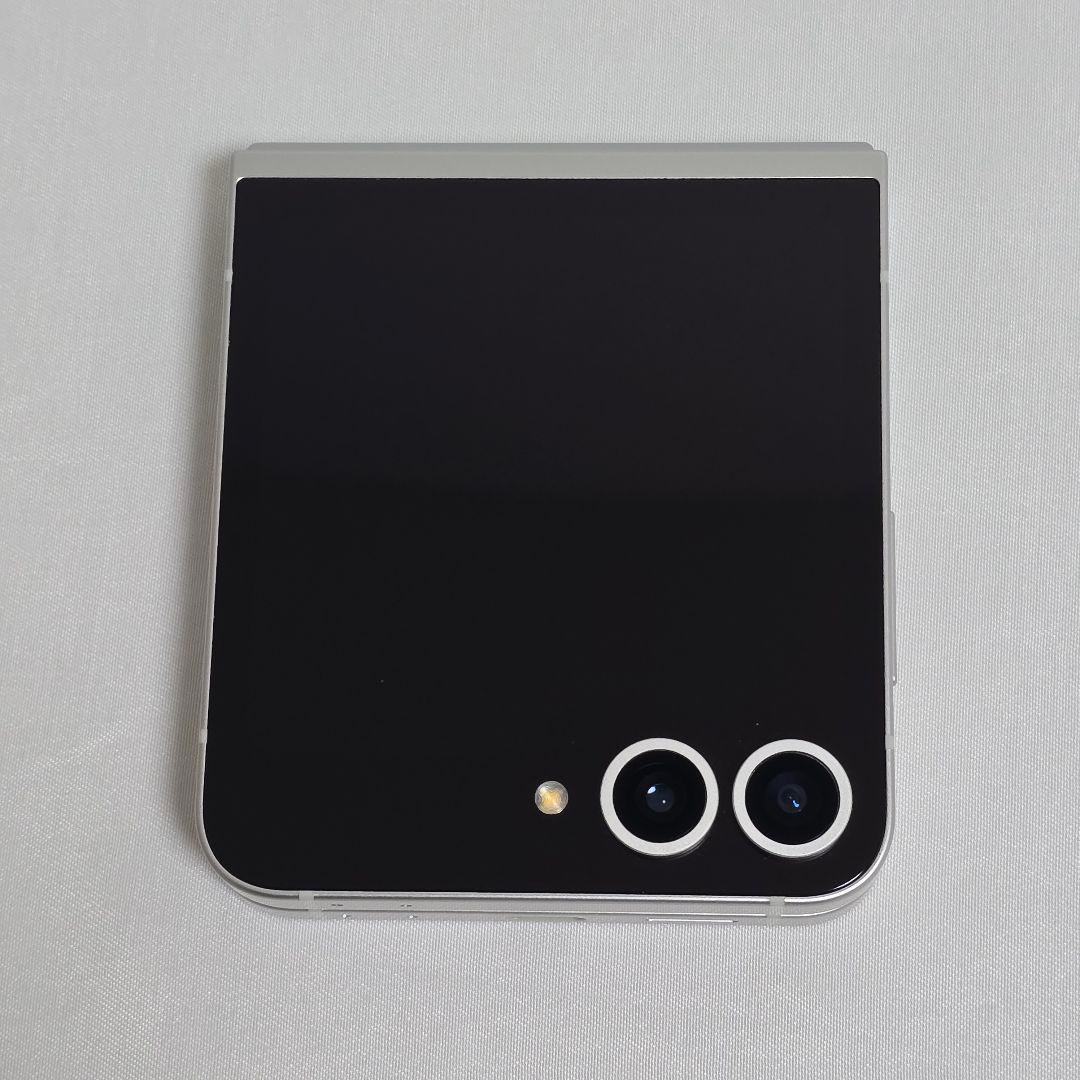 【極美品】Galaxy Z Flip6 国内版SIMフリー判定○シルバーシャドウ