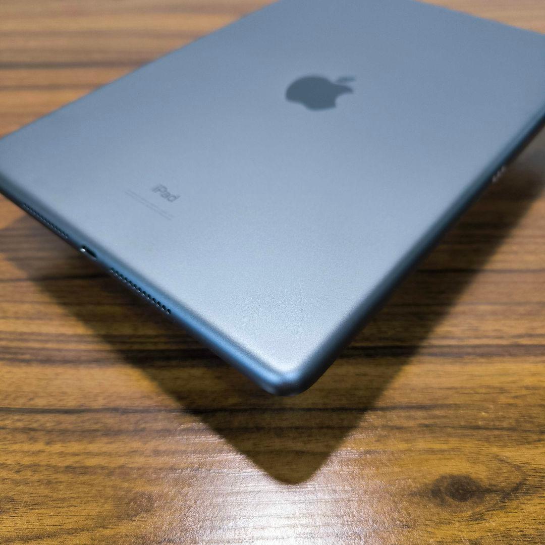 新品同様 Apple iPad 第7世代 Wi-Fiモデル 32GB