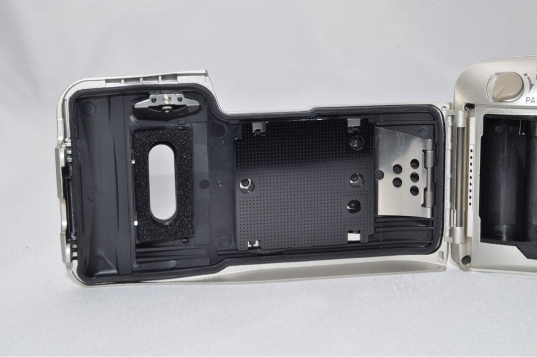 ☆美品☆ OLYMPUS オリンパス μ mju ZOOM 140 VF カメラ