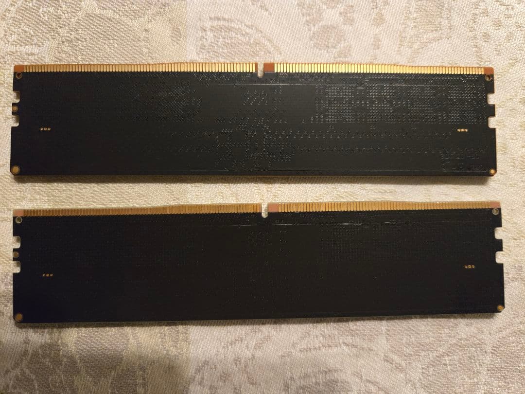 Crucial DDR5-4800 32GB(16GB×2) MemTest済