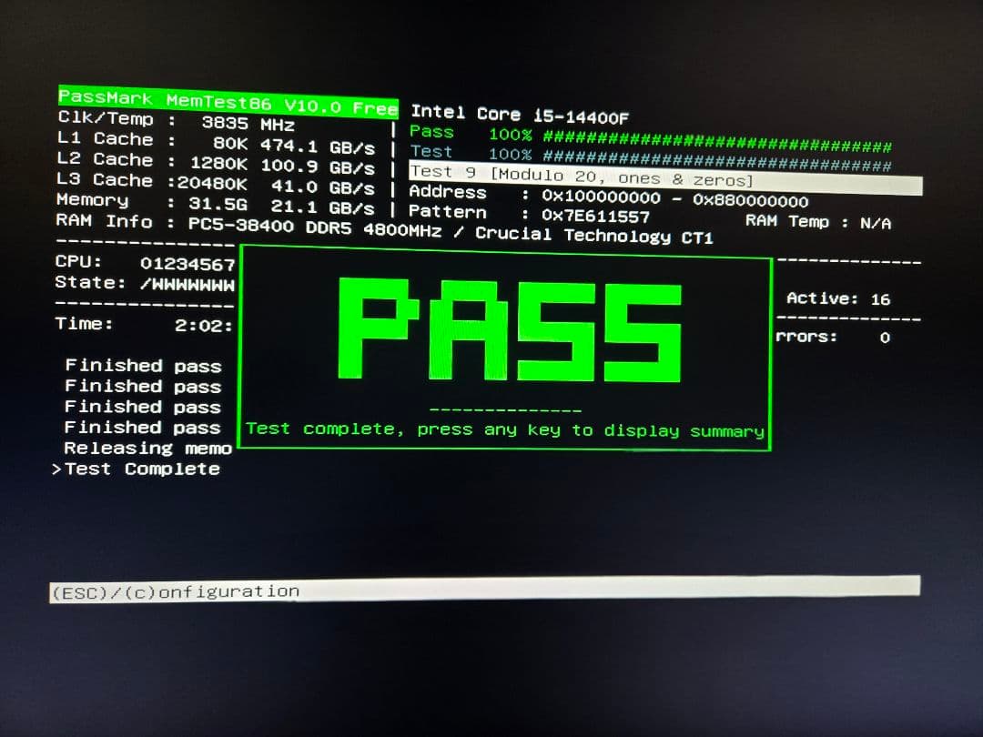 Crucial DDR5-4800 32GB(16GB×2) MemTest済