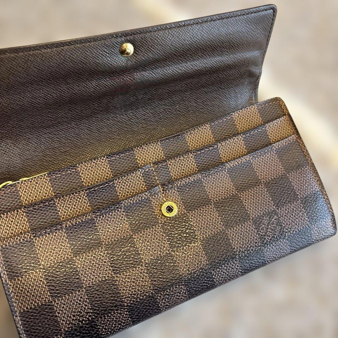 ダミエパターン ブラウンレザー長財布