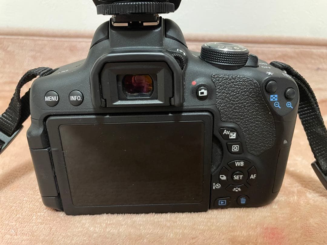 Canon EOS フィルム一眼レフカメラ TAMRONレンズ付き