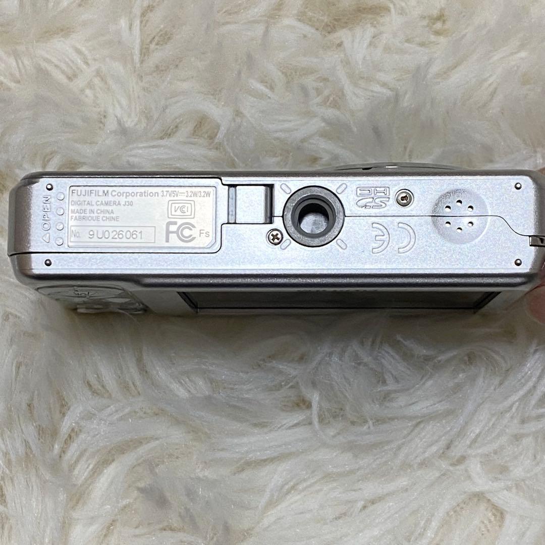 【極美品】【動作確認済み】【完品】FUJIFILM Finepix J30