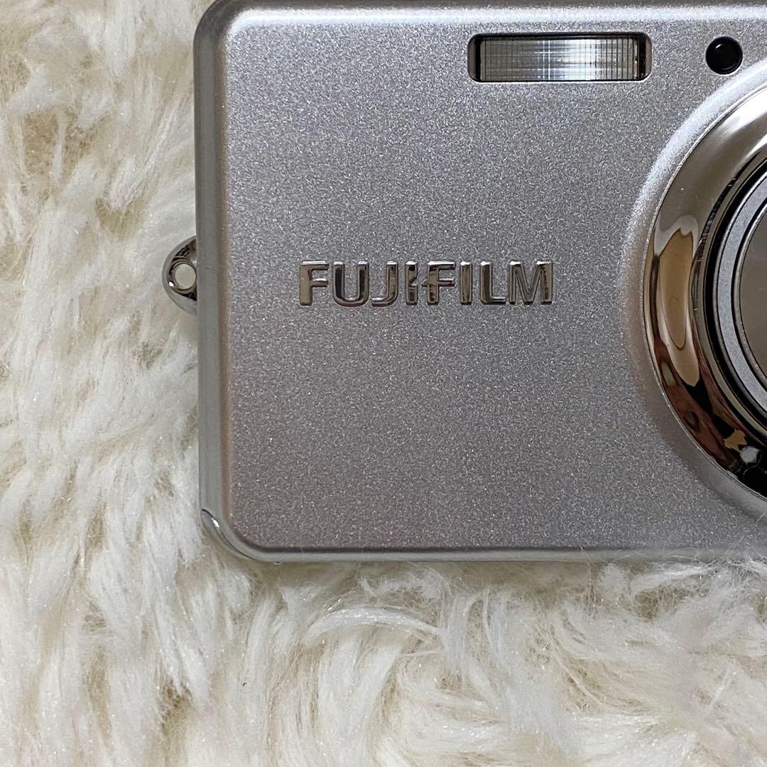 【極美品】【動作確認済み】【完品】FUJIFILM Finepix J30