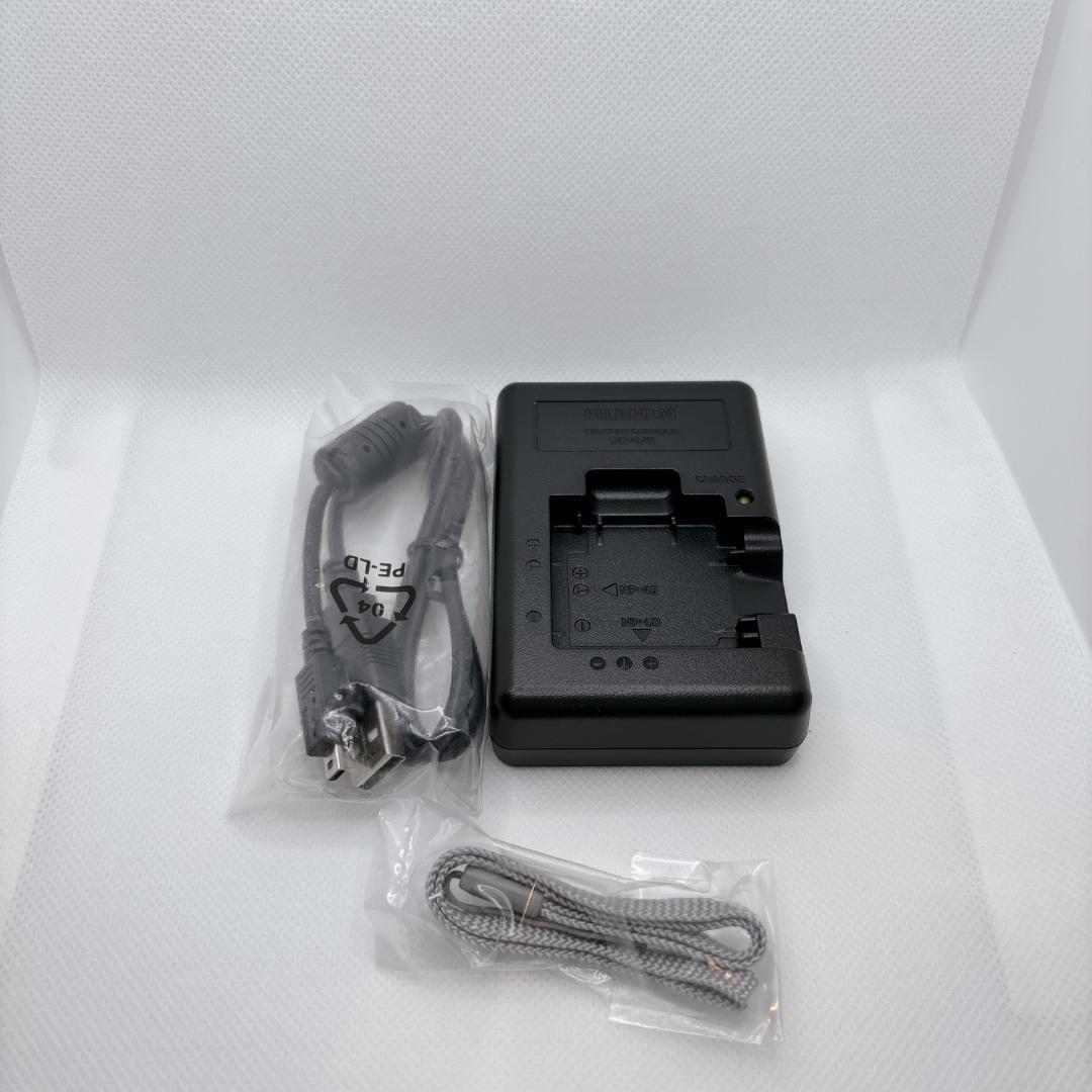 【良品】FUJIFILM FinePix F770EXR デジタルカメラ