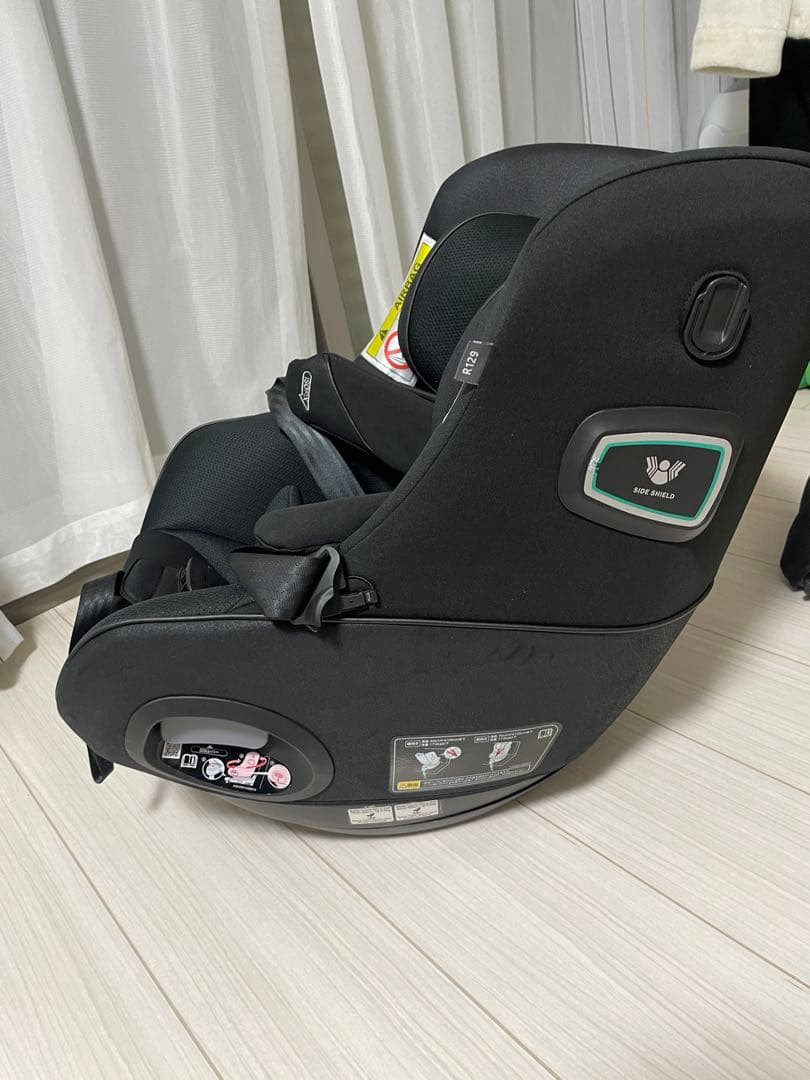 アップリカ　チャイルドシート　クルリラ　ビッテ　エックス