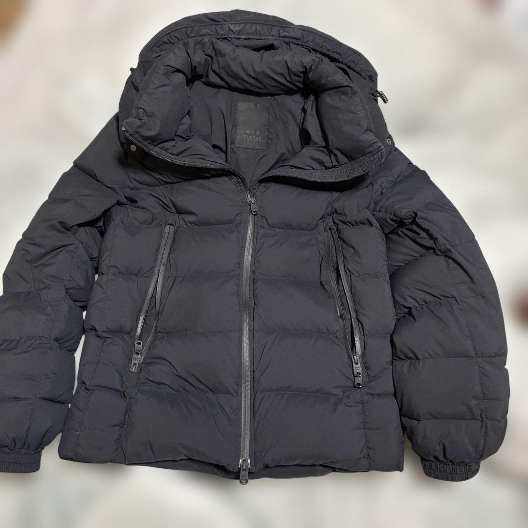 タトラス　ダウンジャケット