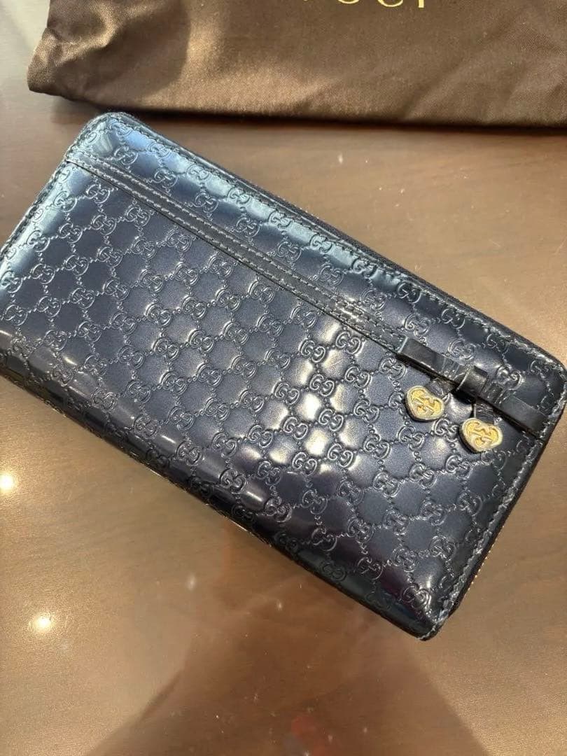 GUCCI ネイビー 長財布
