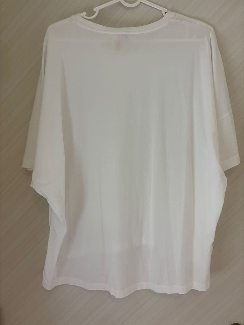 美品　ロエベ　アナグラム刺繍Tシャツ　M