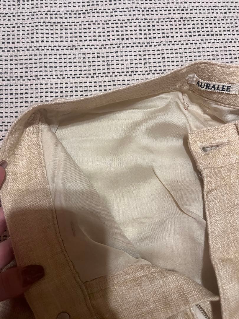 【希少‼️】AURALEE ベージュ カジュアルパンツ