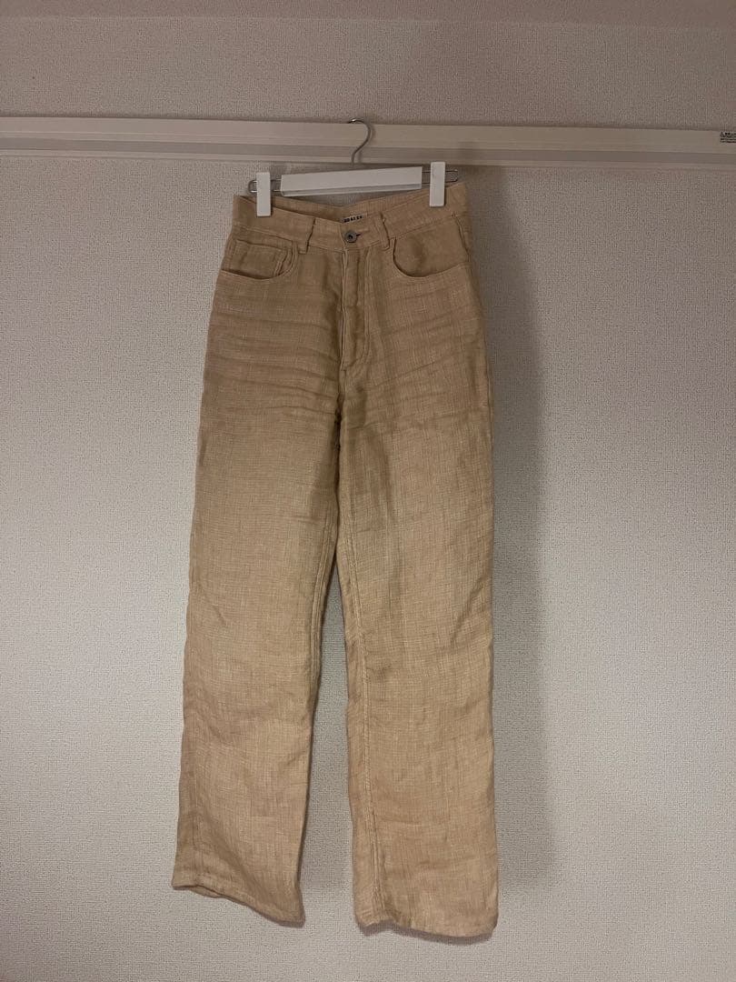 【希少‼️】AURALEE ベージュ カジュアルパンツ